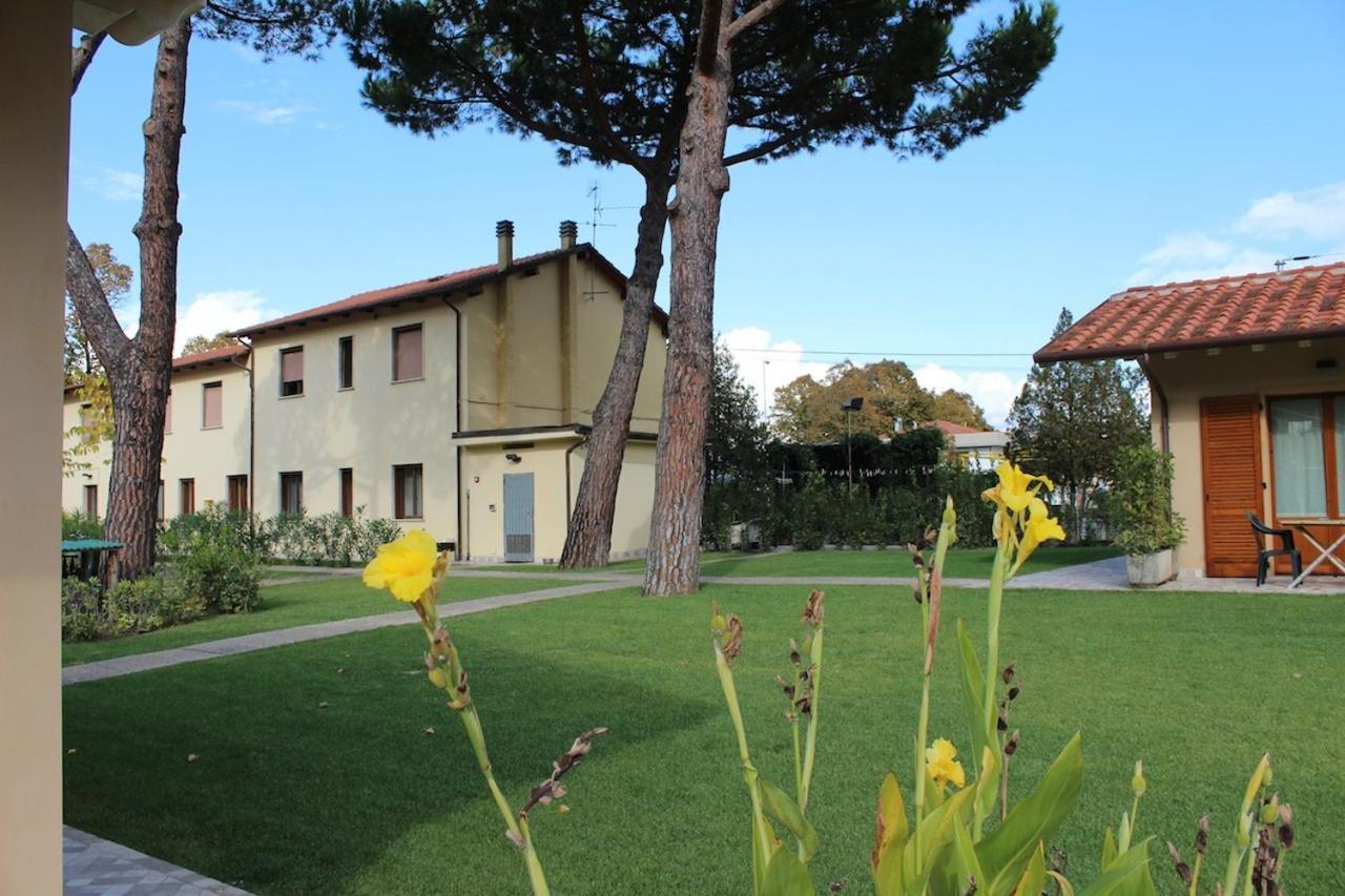 Villa Rosy Torre do Lago Puccini Exterior foto